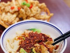 油泼扯面-汉思肴 热面皮(虬江路店)