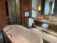 -海南清水湾莱佛士酒店