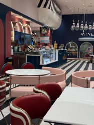 -奈尔宝家庭中心·亲子餐厅(鄞州万达店)