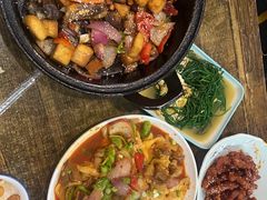 -老钟家烤羊排·敦伊阁清真餐厅胡羊焖饼