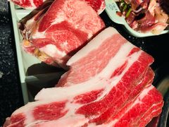 -釜御山海鲜烤肉火锅自助(新城市中心店)