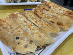 肉三鲜锅贴-春水锅贴·传统鲁菜(大明湖店)