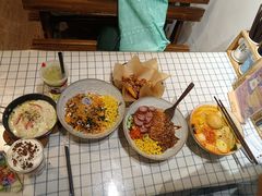 -万能料理屋(钟鼓岭路店)