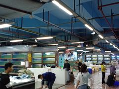 -渔人湾码头海鲜市场负二楼