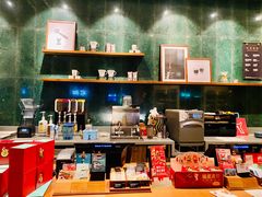 -星巴克(郑州普罗旺世店)