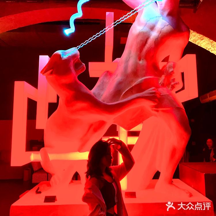 重庆探店｜未来时空之旅 重庆TAO酒吧