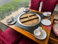 -老刘生态大鱼坊铁锅炖鱼(赛马场店)