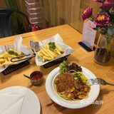 打卡超温暖的披萨店🍕