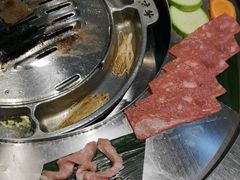 -哈哈碳都·牛肋条无限自助烤肉(台江万达店)