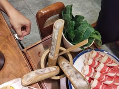 -沸炉重庆老火锅(军事博物馆店)