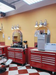 -Devilhands Barbershop男士理容店