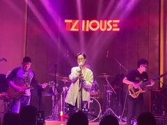 -TZ House音乐现场(来福士中心店)