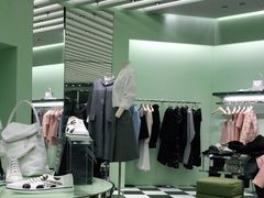 -PRADA普拉达(国金中心店)