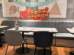 大堂-必胜客(东部星悦天地店)
