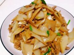 杏鲍鱼菇-桥头排骨(文泽园店)