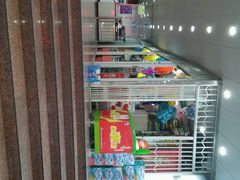 店内游泳用品价格实惠-泳远游泳培训俱乐部(东方体育中心店)