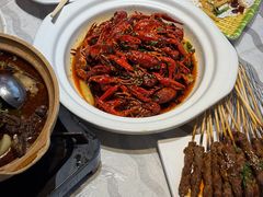 -肥肥虾庄·金牌油焖大虾(首义路店)