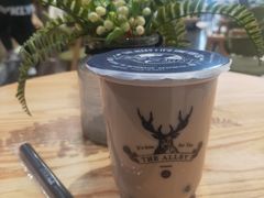 -THE ALLEY 鹿角巷(合生汇店)