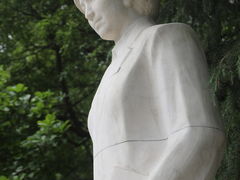 -静安公园(静安寺街道)
