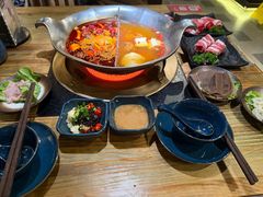 -湊湊火锅·茶憩(上海合生汇店)