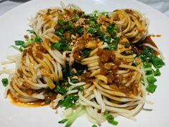 招牌鸡丝凉面-玉玲珑(陆家嘴店)