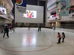 -冰纷万象滑冰场(二七万象城店)