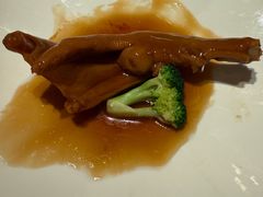 鲍汁鹅掌-镛记酒家