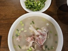 -龙翔小猪脚(龙头街店)