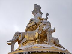 -峨嵋山金顶