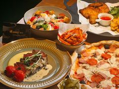 -JINNS锦时 steak&pizza(浸信会礼拜堂旧址店)