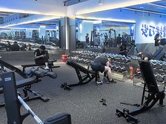 -威仕顿健身游泳(御锦城店)