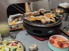 -围炉肉舍•炭烤活鳗•丹东海鲜烤肉(步行街店)