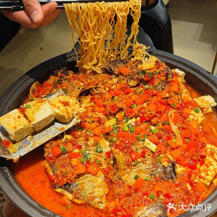 人生建议：吃完这一口烤鱼再离开无锡🈺️