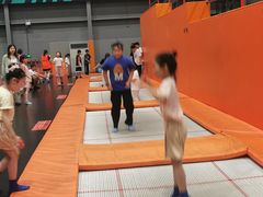 -极限PLAY运动娱乐新世界·团建派对潮玩休闲馆·室内蹦极高空游乐园