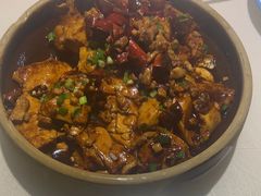 -老码头黑皮肘子锅包肉(赣水路店)