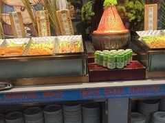 -布罗城堡自助烧烤(鸿通城购物中心店)