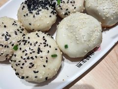 -小杨生煎(金山百联购物中心3楼店)