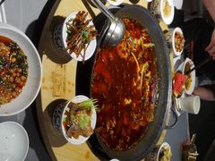 -吃城都·鱼蛙火锅(西玉龙街店)