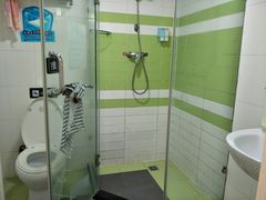 -7天连锁酒店(上海徐家汇龙华路地铁站店)