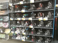 -迪卡侬(西三旗店)
