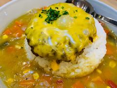 芝士牛肉汉堡咖喱饭-红小满休闲餐厅(十全街店)