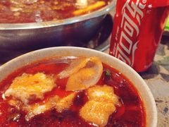 梭边鱼-肖肖酸萝卜鱼火锅(总店)