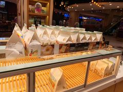 面包展柜-爸爸糖吐司面包(大连高新锦辉商场店)