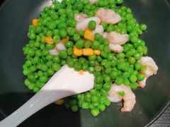 青豆米虾仁-简小舍·民间手艺菜(武昌江滩店)