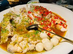 双色鸳鸯鱼头王-望湘园·洞庭渔宴(浦江欢乐颂店)