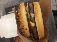 -麦当劳(保利若比邻店)