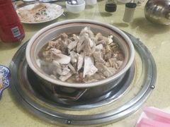 -东巴谷野生菌火锅餐厅