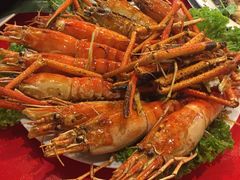 -大树下海鲜饭店