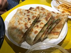 -老红桥炸灌肠牛肚锅烧烤(定福庄店)