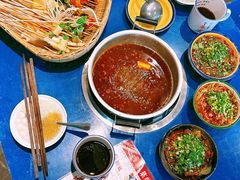 -马路边边串串香(双井直营店)